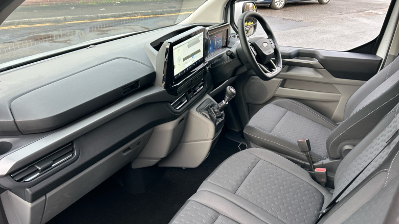 Ford Tourneo Custom 320 L1 Diesel Fwd 2.0 EcoBlue 136ps H1 Titanium 8 seater Auto